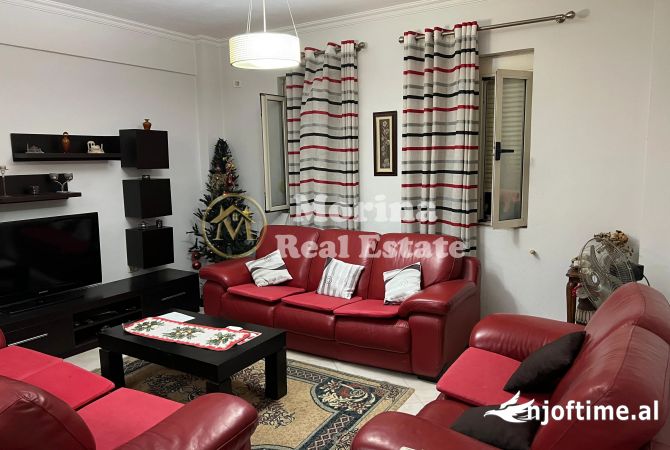 Shtepi me qera Apartament ne Tirane, 2+1, Mobilimi E mobiluar, Pagesa 450  Euro.