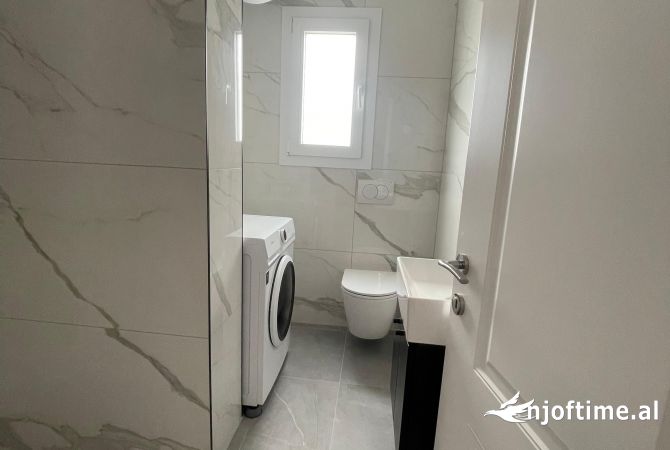 Shtepi me qera 1+1 ne Tirane - 400 Euro