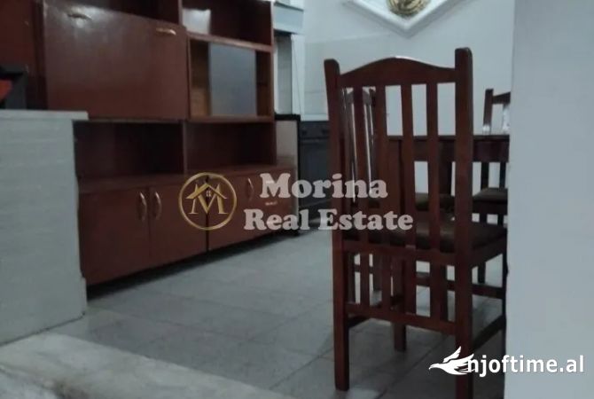 Shtepi me qera 2+1 ne Tirane - 450 Euro