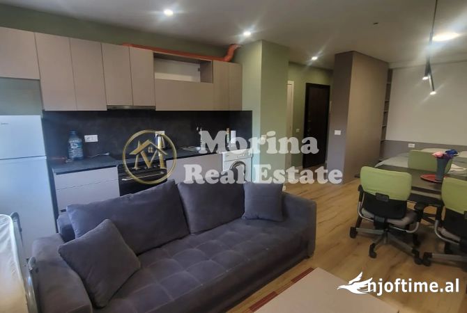 Shtepi me qera Garsoniere ne Tirane - 460 Euro