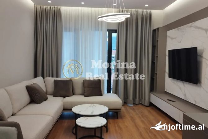 Shtepi me qera 2+1 ne Tirane - 830 Euro