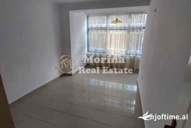 Shtepi ne shitje Apartament ne Tirane, 2+1, Mobilimi E mobiluar, Pagesa 188,000  Euro.