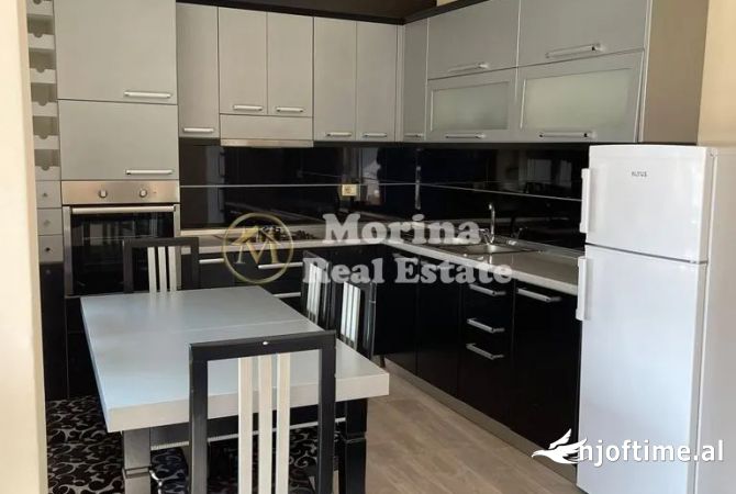 Shtepi me qera 3+1 ne Tirane - 820 Euro