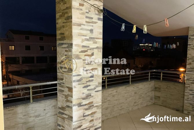 Shtepi me qera Apartament ne Tirane, 2+1, Mobilimi E mobiluar, Pagesa 450  Euro.