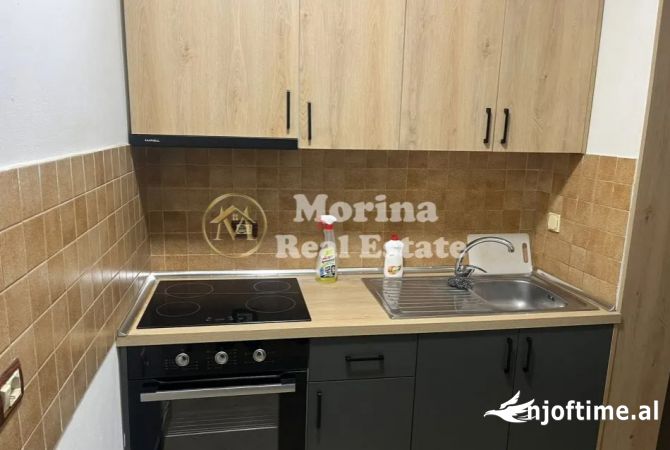 Shtepi me qera Shtepi Private ne Tirane, 1+1, Mobilimi E mobiluar, Pagesa 400  Euro.