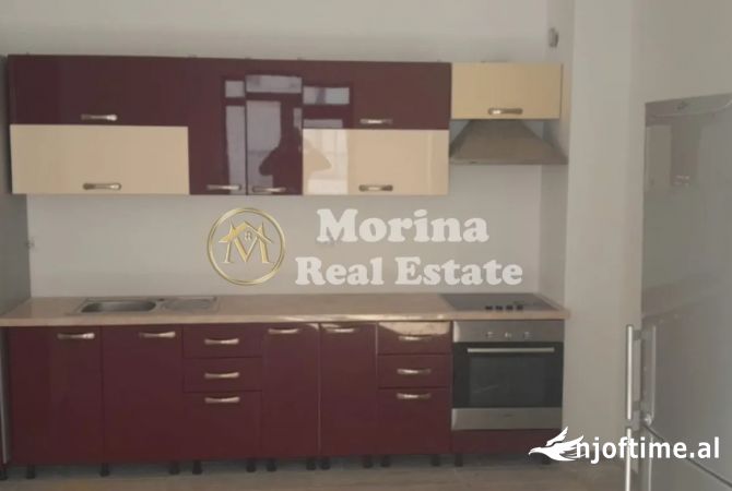 Shtepi me qera 2+1 ne Tirane - 450 Euro
