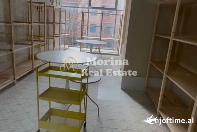 Ambient biznesi me qera 3+1 ne Tirane - 500 Euro