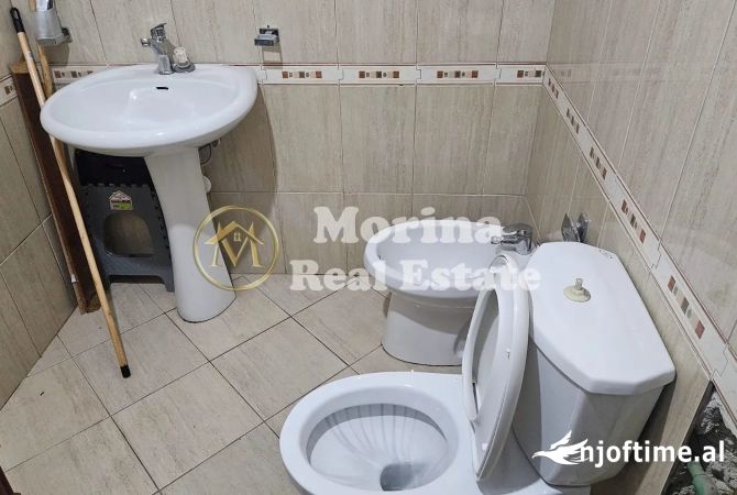 Shtepi me qera Apartament ne Tirane, 2+1, Mobilimi E mobiluar, Pagesa 400  Euro.