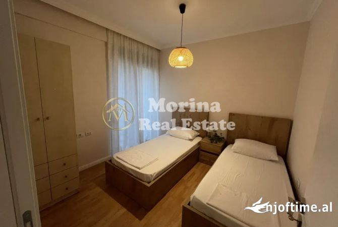 Shtepi me qera Apartament ne Tirane, 2+1, Mobilimi E mobiluar, Pagesa 800  Euro.