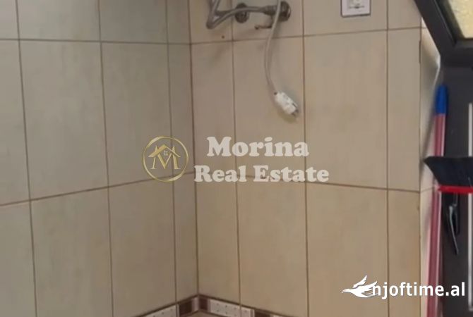 Shtepi me qera Shtepi Private ne Tirane, 1+1, Mobilimi E mobiluar, Pagesa 300  Euro.