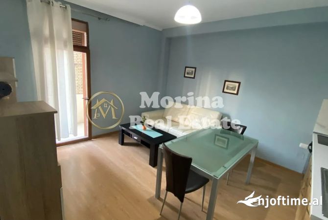 Shtepi me qera Apartament ne Tirane, 1+1, Mobilimi E mobiluar, Pagesa 450  Euro.