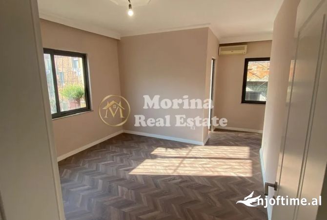 Qera, Ambient Biznesi, Medreseja, 800 euro/muaj.