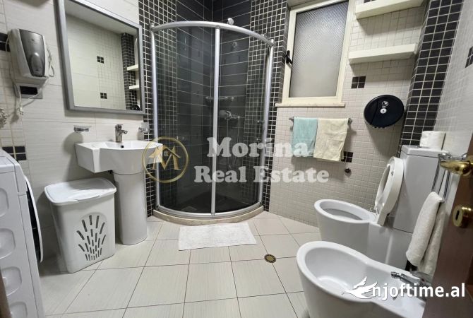 Shtepi me qera 4+1 ne Tirane - 1,300 Euro