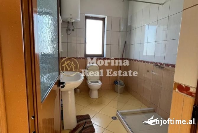 Shtepi me qera Apartament ne Tirane, 3+1, Mobilimi E mobiluar, Pagesa 450  Euro.