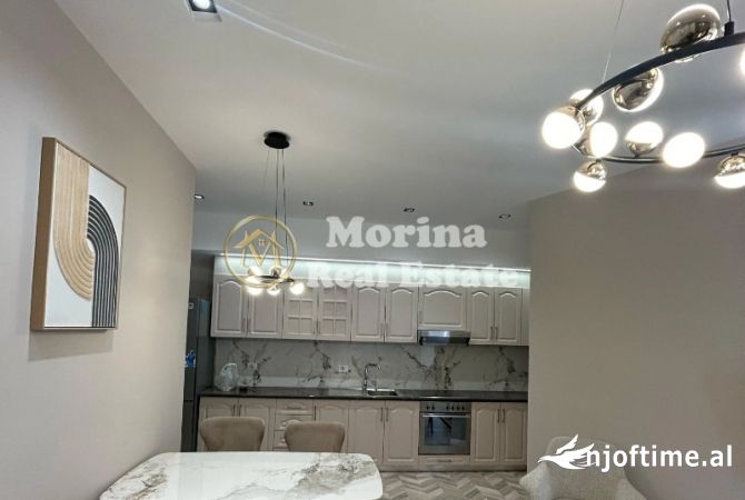Shtepi me qera 2+1 ne Tirane - 1,300 Euro