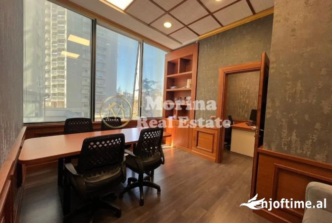 Ambient biznesi me qera 3+1 ne Tirane - 650 Euro
