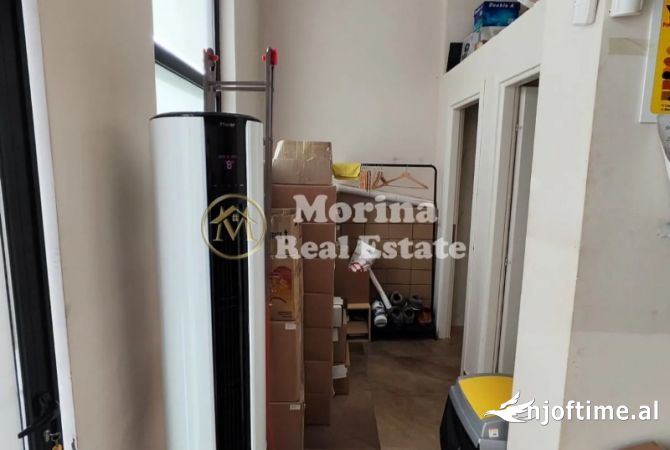 Shitet ambient Biznesi, Tek 21 Dhjetori ,215000 EURO