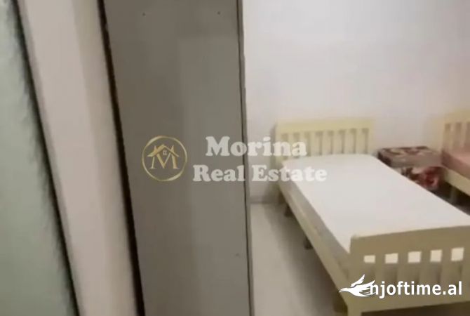 Shtepi me qera Apartament ne Tirane, 2+1, Mobilimi E mobiluar, Pagesa 300  Euro.