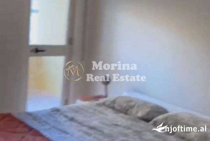 Shtepi me qera Apartament ne Tirane, 3+1, Mobilimi E mobiluar, Pagesa 800  Euro.