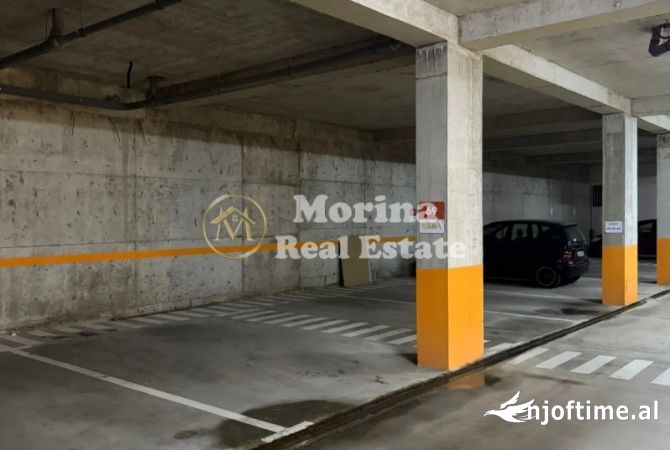 Shtepi ne shitje Apartament ne Tirane, 2+1, Mobilimi Bosh, pa mobiluar, Pagesa 190,000  Euro.