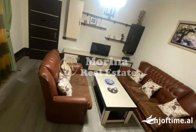 Shtepi me qera 2+1 ne Tirane - 450 Euro