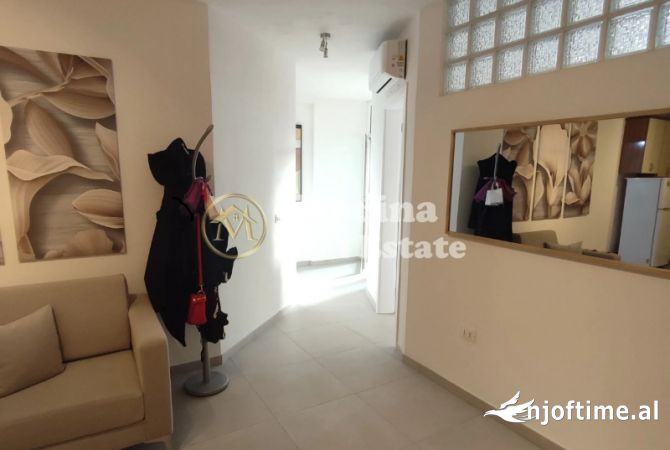 Ambient biznesi me qera 3+1 ne Tirane - 700 Euro