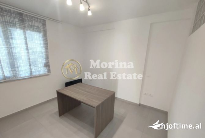 Qera, Apartament 2+1 per biznes, Myslym Shyri, 700 euro/muaj