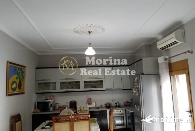 Shtepi me qera 3+1 ne Tirane - 3,200 Euro