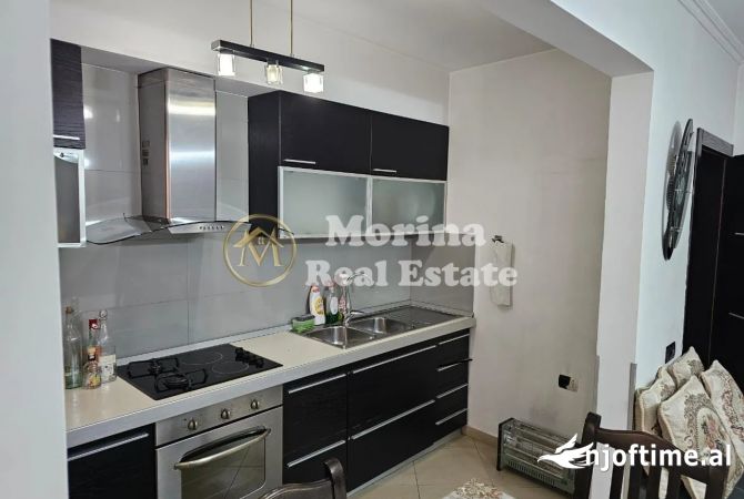 Shtepi me qera Apartament ne Tirane, 1+1, Mobilimi E mobiluar, Pagesa 440  Euro.