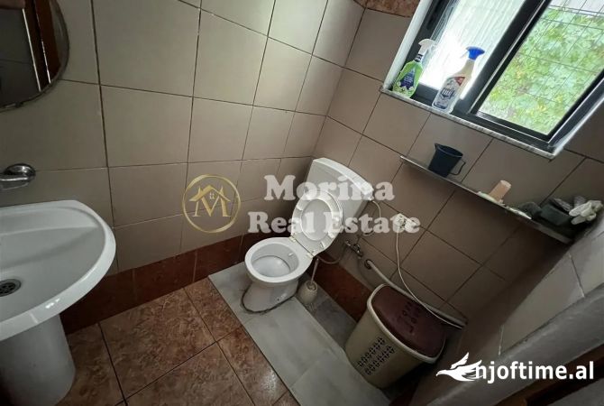 Shtepi me qera 2+1 ne Tirane - 320 Euro