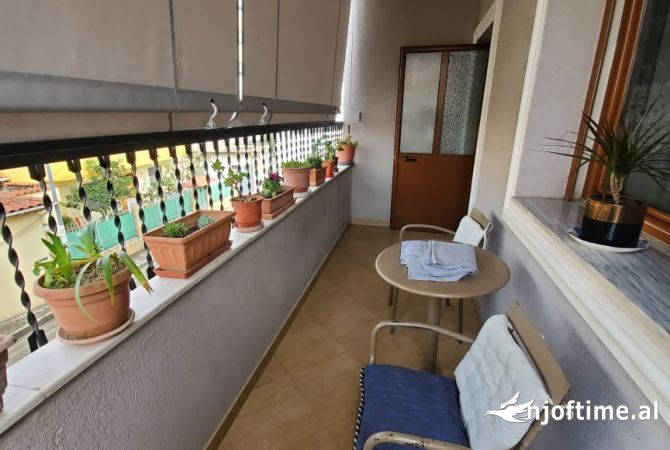 Shtepi me qera 1+1 ne Tirane - 450 Euro