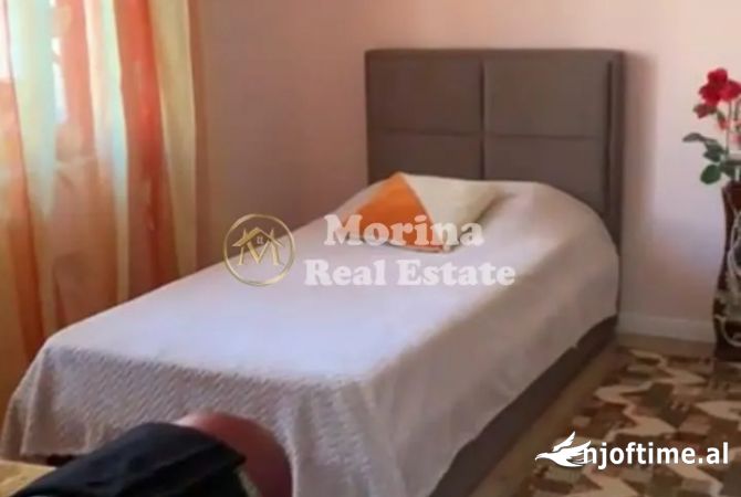 Shtepi me qera Apartament ne Tirane, 3+1, Mobilimi E mobiluar, Pagesa 800  Euro.