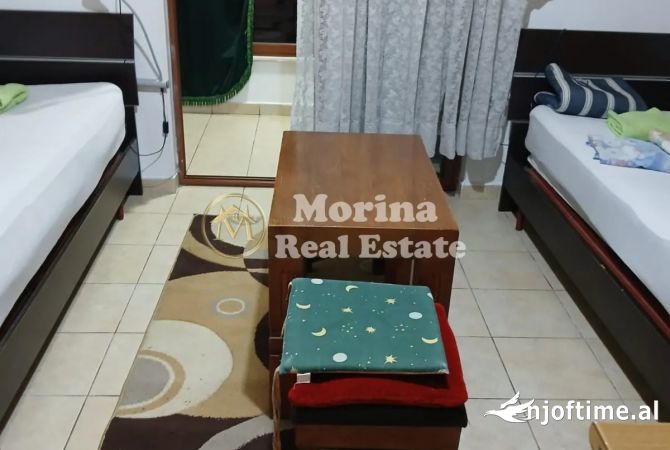 Shtepi me qera Garsoniere ne Tirane - 300 Euro