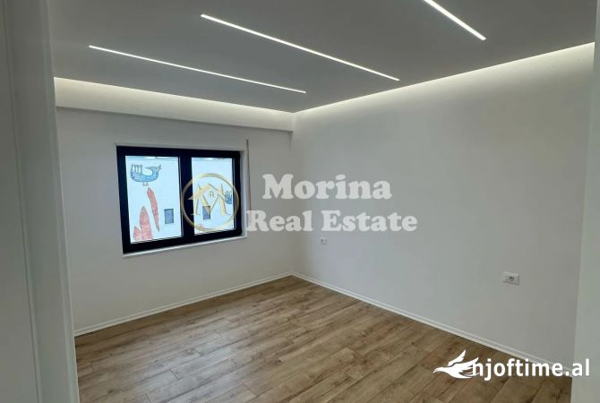 Shtepi ne shitje Apartament ne Tirane, 1+1, Mobilimi Bosh, pa mobiluar, Pagesa 135,000  Euro.