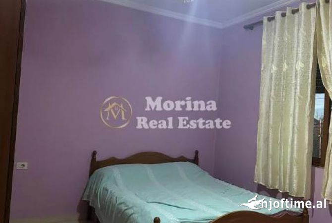 Shtepi me qera Shtepi Private ne Tirane, 1+1, Mobilimi E mobiluar, Pagesa 400  Euro.