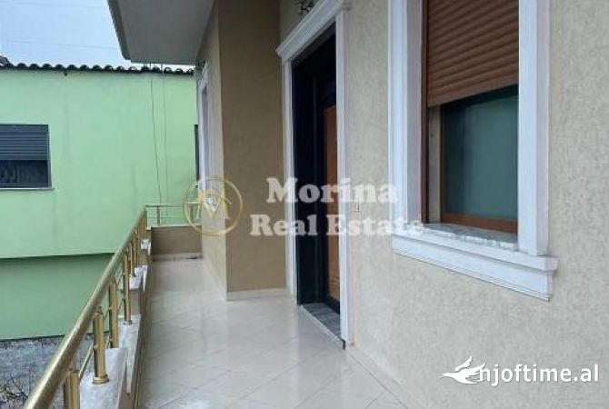 Shtepi me qera Shtepi Private ne Tirane, 1+1, Mobilimi E mobiluar, Pagesa 400  Euro.