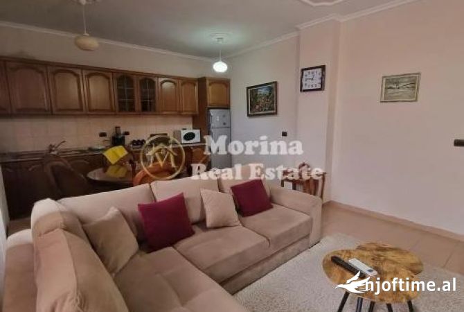 Shtepi me qera 2+1 ne Tirane - 700 Euro