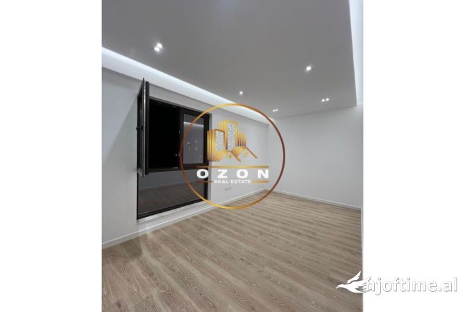 Ambient biznesi me qera 1+1 ne Tirane - 700 Euro