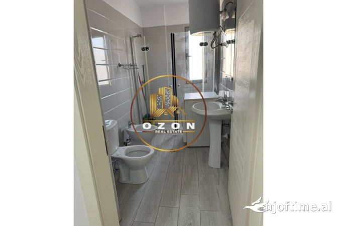 Shtepi me qera Apartament ne Tirane, 1+1, Mobilimi E mobiluar, Pagesa 45,000  Leke.