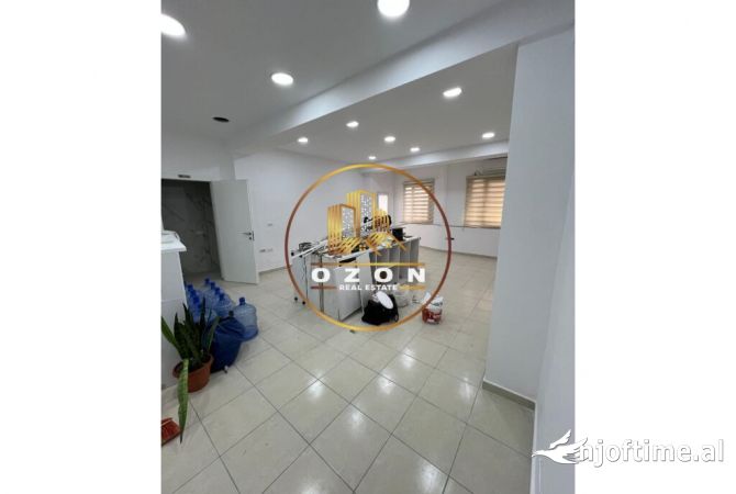 Ambient biznesi me qera 1+1 ne Tirane - 850 Euro