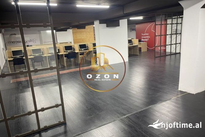 Ambient biznesi me qera 3+1 ne Tirane - 4,500 Euro