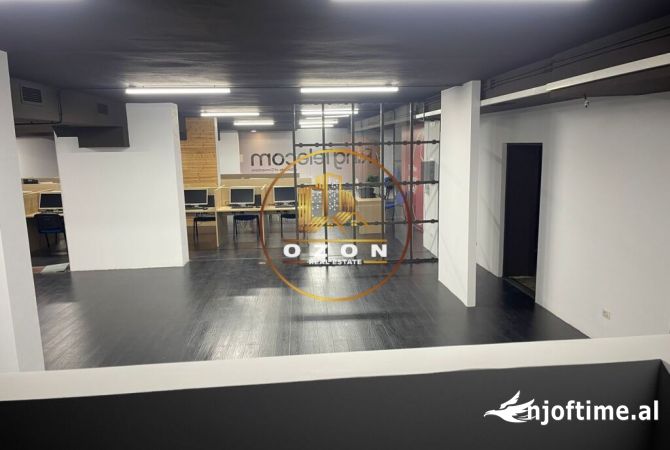 Ambient per Qira 350m2, Sheshi Willson Tirane!