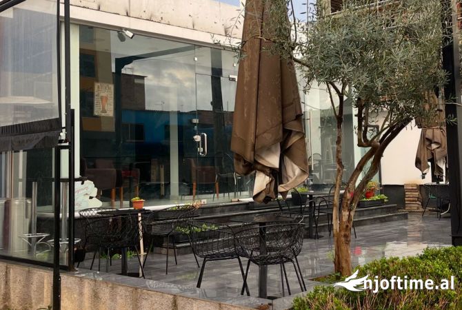 Ambient biznesi me qera 1+1 ne Tirane - 1,600 Euro