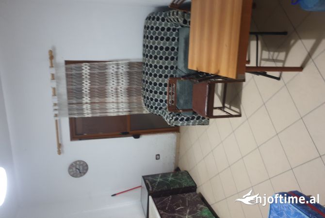 Shtepi me qera 1+1 ne Tirane - 25,000 Leke
