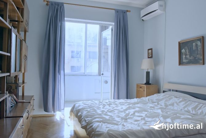 Shtepi me qera 3+1 ne Tirane - 80,000 Leke