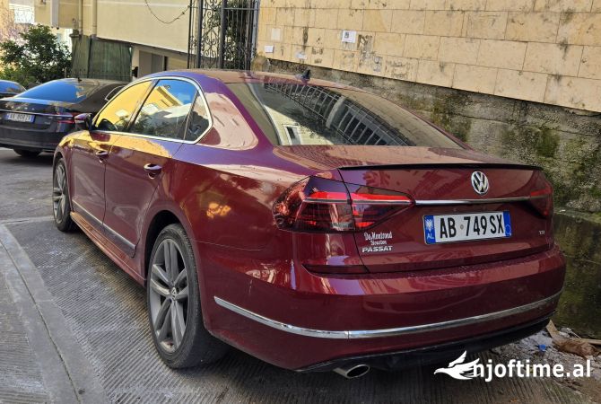 Makina ne shitje ne Tirane, Volkswagen, 2019 Benzine,Kambio Automatik Pagesa 15,000  Euro.