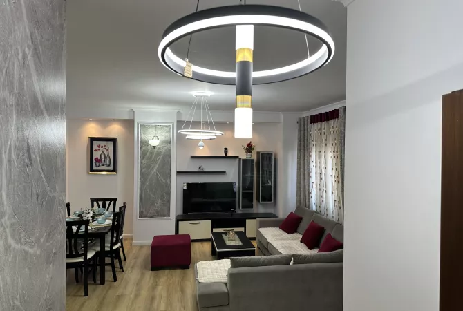 Shtepi ne shitje 2+1 ne Tirane - 145,000 Euro