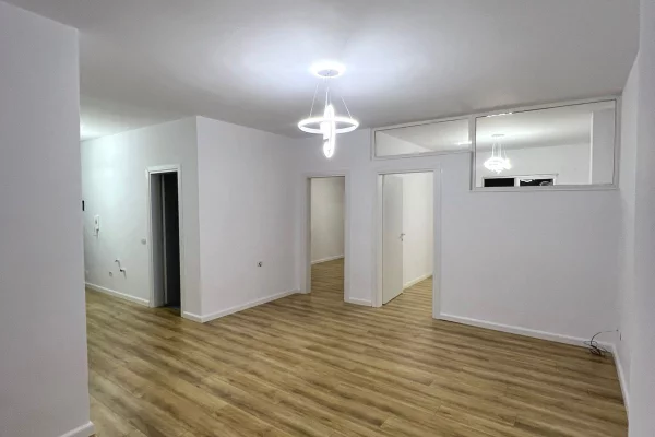 Shtepi ne shitje 2+1 ne Tirane - 120,000 Euro