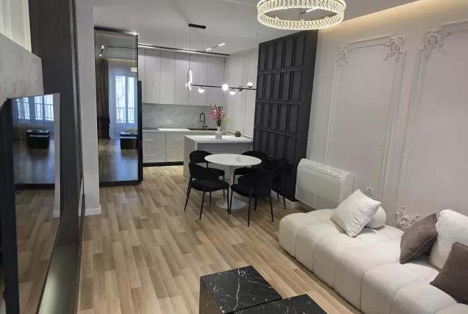 Casa in affitto 2+1 a Tirana - 1,000 Euro