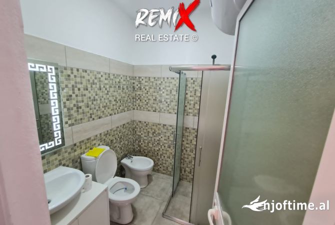 Shtepi ne shitje Apartament ne Durres, 2+1, Mobilimi E mobiluar, Pagesa 145,000  Euro.